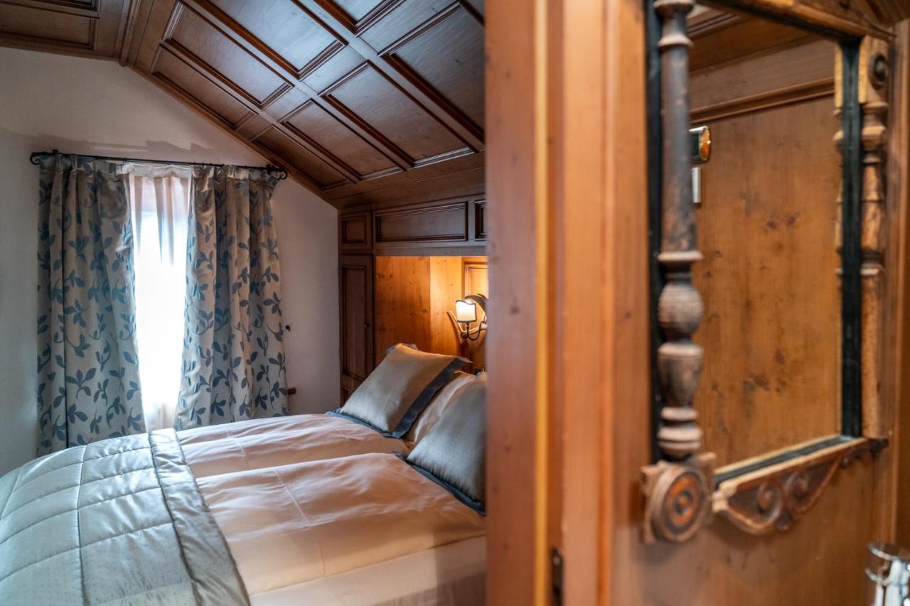 Ambra Cortina Luxury&Fashion Hotel Кортина-д'Ампеццо Экстерьер фото