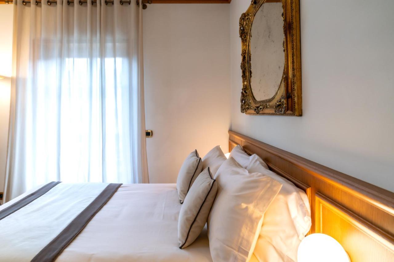 Ambra Cortina Luxury&Fashion Hotel Кортина-д'Ампеццо Экстерьер фото